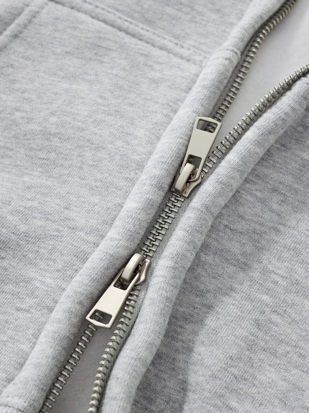 CASHTEDDY Zip-Up Cropped Hoodie
